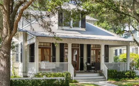 Updated Wilson Village 4 Bedroom Cottage  Amenity access available Отели в г. Блаффтон