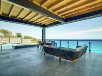 Luxury Oceanfront Villa Fully Staffed Hotels in Tower Isle