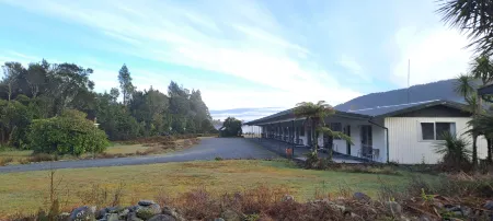 Glacier View Motel - Franz Josef Отели рядом с достопримечательностью «West Coast Wildlife Centre»