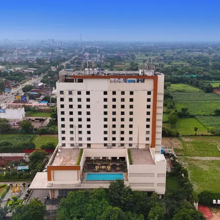 Saura Hotel, Agra - A Club Mahindra Associate