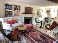 The Carriage House "The Entire Place Hotels in Abingdon