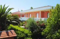 Apartment near Majella Park & Beach