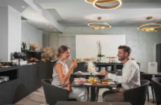 بولينا سويت هوتل - فطور