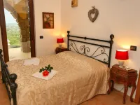 Villa near Lake Bolsena with Pool