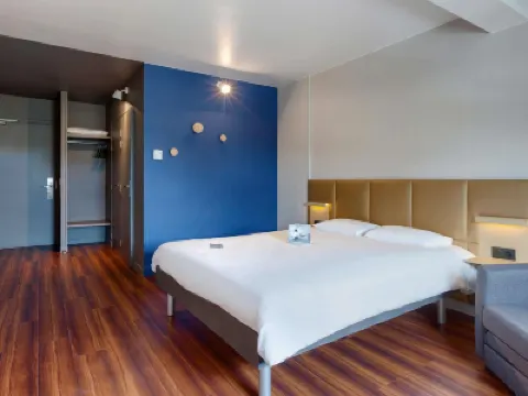 Ibis Budget la Roche-Sur-Yon โรงแรมใน