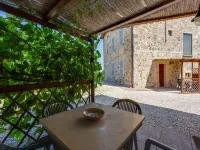 Apartment in Tuscany with Pool and Scenic Views - Apartments
