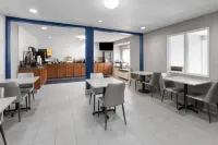 Microtel Inn & Suites by Wyndham Sioux Falls