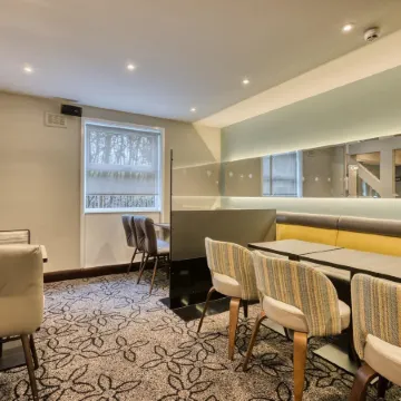 Premier Inn London Gatwick Airport (A23 Airport Way) Hotel