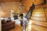 Hocking Hills Secluded Cabin • Hot Tub • Fireplace