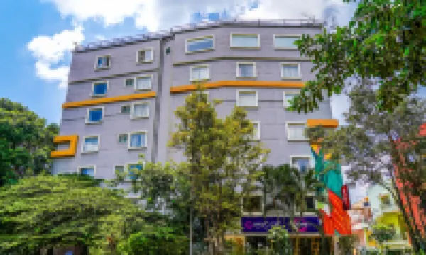 โอลีฟโฮเทลอินดิรานาการ์โดยเอ็มบาสซีกรุ๊ป โรงแรมใน