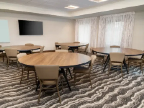 Staybridge Suites NASHVILLE - FRANKLIN by IHG โรงแรมในแฟรงคลิน