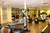 Holiday Inn Express & Suites WATERFORD by IHG - parking