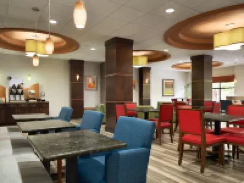 Holiday Inn Express & Suites KNOXVILLE-CLINTON by IHG Hotels in Anderson County