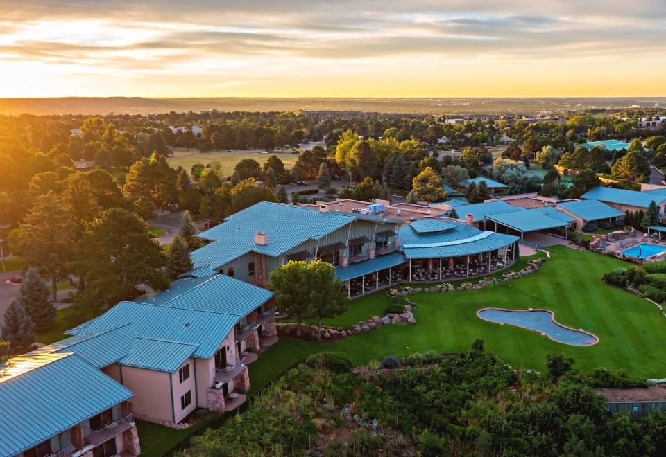 hotel overview picture