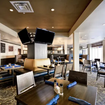 Holiday Inn DETROIT METRO AIRPORT by IHG