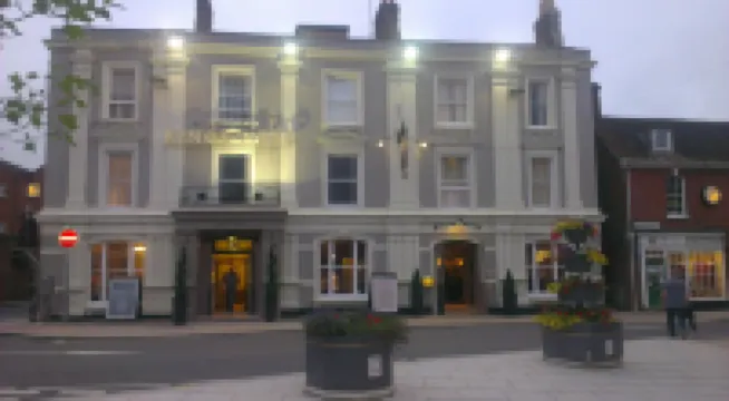 King's Head Hotel by Greene King Inns Hôtels à : 