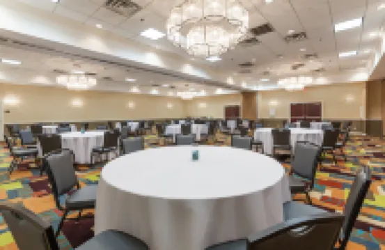 Holiday Inn & Suites OKLAHOMA CITY NORTH by IHG