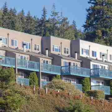 WorldMark Discovery Bay Hotel Exterior