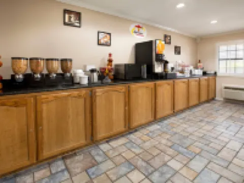 Super 8 by Wyndham McAllen/Downtown/La Plaza Mall マッカレンのホテル