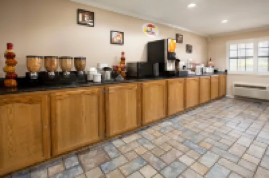 Super 8 by Wyndham McAllen/Downtown/La Plaza Mall Hoteles en Mcallen