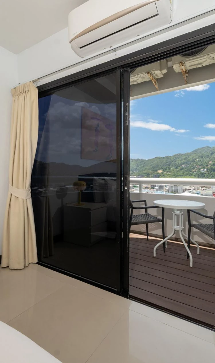 รูปภาพของApartment with jacuzzi -Patong Tower best location