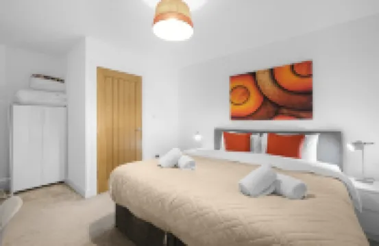 Eastons 1 Bedroom Apartment with Sofa Bed