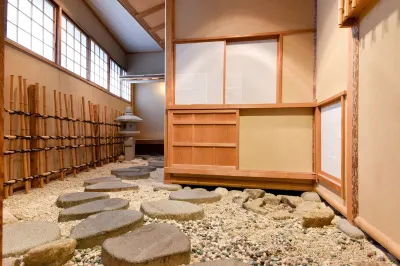 Kokuya Hotel di 