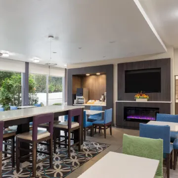 La Quinta Inn & Suites by Wyndham Chattanooga - Lookout Mtn