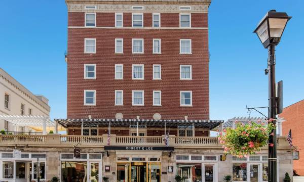The Gin Hotel, Ascend Hotel Collection