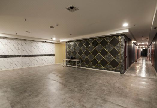 객실 내부 욕조