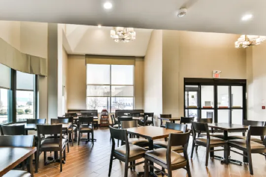 Best Western Plus Cambridge Hotel