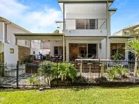 Spacious 3-Bed Home with Patio Near Beach