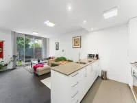 Tranquil 1-Bed Apartment with Courtyard, Pool, BBQ - 2-Star