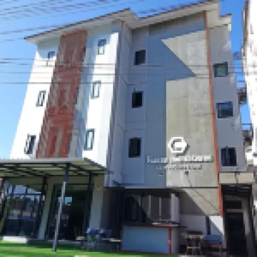 Collection O Centre Place Hotels near Thapae Stadium