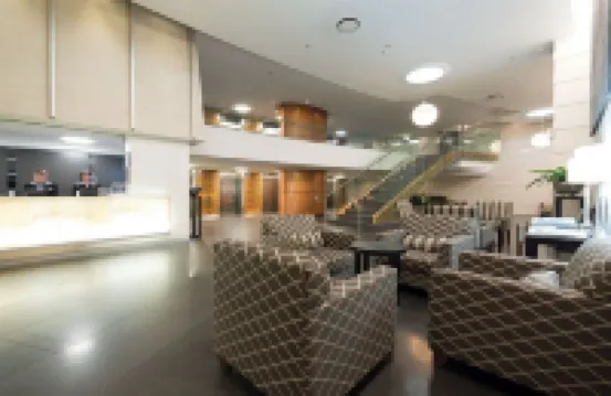 Oaks Brisbane Aurora Suites - Apartments