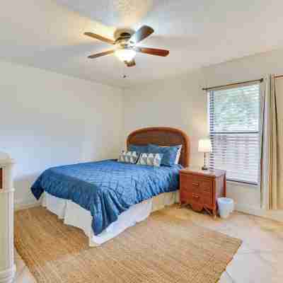 Winter Haven Retreat w/ Private Pool! Rooms