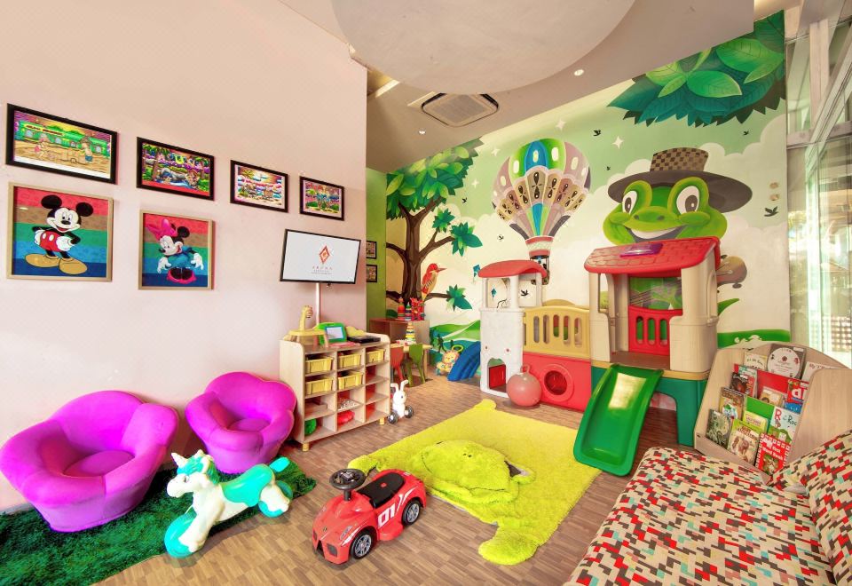 아루나 셍기기 수영장 전경