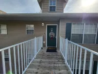 Romantic Summer Getaway for Two!! Easy Walk-in 1Bd 1BA Condo... No Steps!!! - Apartments