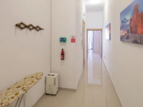 Modern 2 BR Apartment with AC - Near Sea Hotels in Msida