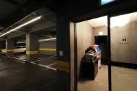 Mari Hotel - Parkering