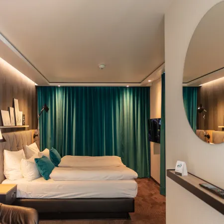 Motel One Saarbrücken Отели в г. Саарбрюккен