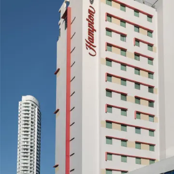 Hampton by Hilton Cartagena Отели рядом с достопримечательностью «Бокагранде»