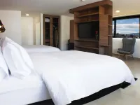 The Place Hotel Hotels near Foch Square
