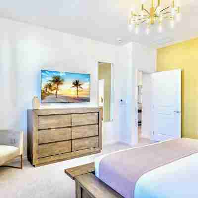 Upstay - 18-guest Mansion w Pool Games Cinema Rooms