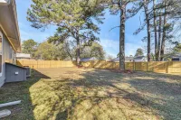 Quiet & Modern Family Home in Spring Lake - Wifi