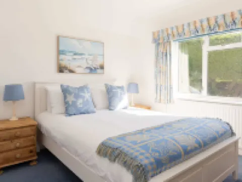 Coastal Comfort for 6 Felpham Beach Hotels in Bognor Regis