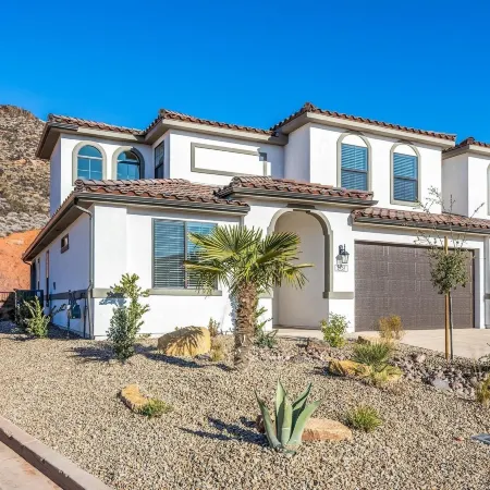 Holiday Hideaway 5 Bedroom Townhouse