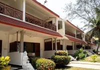 Hotel Sea Breeze at Mahabalipuram - bar