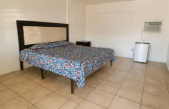 OYO坦帕US-41安提瓜汽車旅館