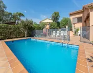 Quiet Residential Villa in Vidreres - Villas